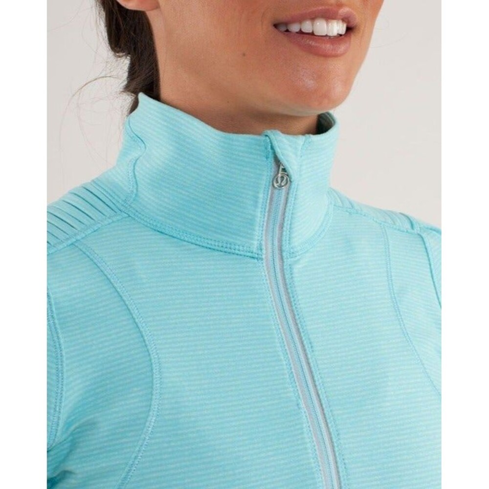Lululemon Star Runner Pullover Half Zip Size 4 - image 4